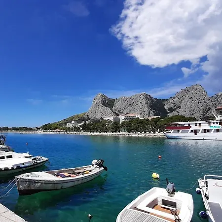 Ivan Apartman Omiš