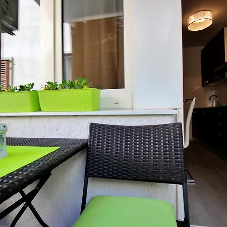 Ivan Apartman *
